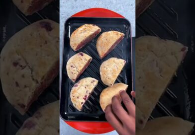 Arayes Meat Stuffed Pita #shorts #cooking #foodie #pita #meat #meatpie #meatpies