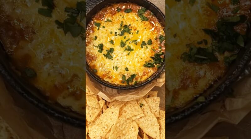 Easy Queso Dip Recipe   Hot Potato Bean Dip from Leftovers Budget Meal #vegetarian #budgetmealprep